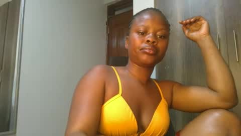 Snapshot of sallysasha254 chatting on 12.10.24 sallysasha254 online show from 12.10.24