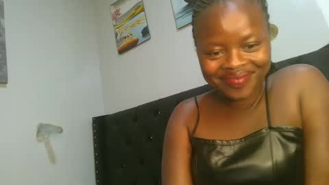 Snapshot of sallysasha254 chatting on 12.20.24 sallysasha254 online show from 12.20.24