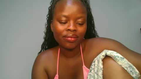 Snapshot of sallysasha254 chatting on 12.30.24 sallysasha254 online show from 12.30.24