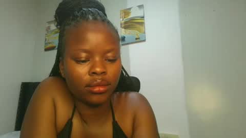 Snapshot of sallysasha254 chatting on 01.05.25 sallysasha254 online show from 01.05.25