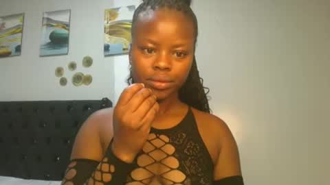 Snapshot of sallysasha254 chatting on 01.06.25 sallysasha254 online show from 01.06.25