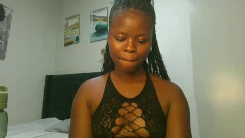 Snapshot of sallysasha254 chatting on 01.06.25 sallysasha254 online show from 01.06.25