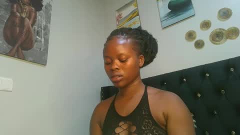 Snapshot of sallysasha254 chatting on 02.19.25 sallysasha254 online show from 02.19.25