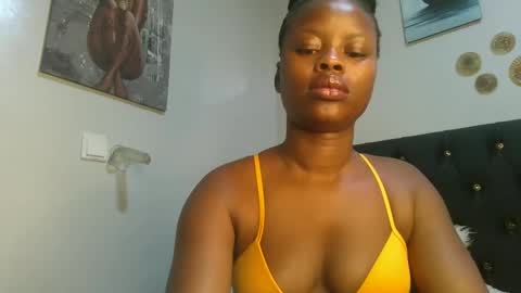 Snapshot of sallysasha254 chatting on 03.06.25 sallysasha254 online show from 03.06.25