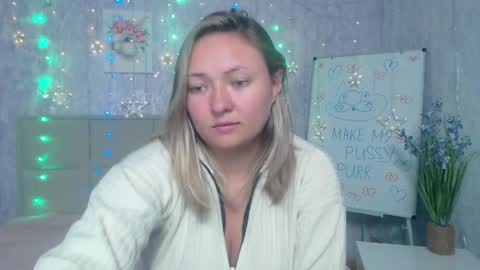 Snapshot of sallyverda chatting on 10.05.25 Sally online show from 10.05.25