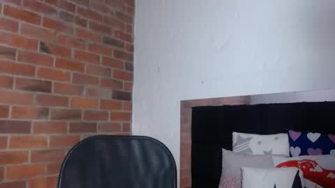   online show from 09.10.25