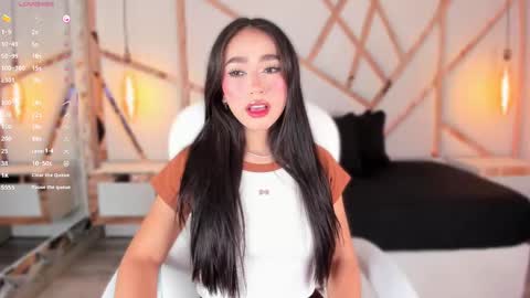 Snapshot of salome_nova chatting on 09.19.25 salome_nova online show from 09.19.25