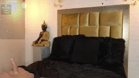 Snapshot of salome_williamss chatting on 02.15.25 Salome online show from 02.15.25