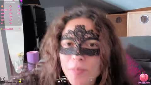 Snapshot of salomear chatting on 09.18.25 Salomea Ruiz online show from 09.18.25
