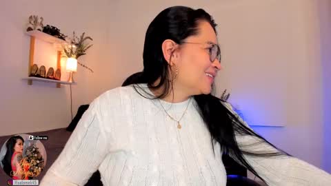 Snapshot of salomekross_ chatting on 01.08.25 Salome Kross online show from 01.08.25