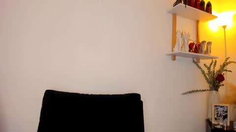 Snapshot of salomekross_ chatting on 02.26.25 Salome Kross online show from 02.26.25