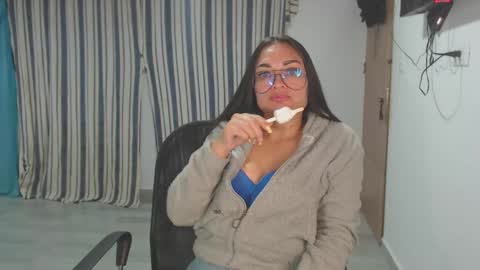 Snapshot of salomesaints chatting on 10.03.25 salome online show from 10.03.25