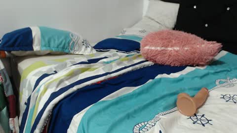 SalomeVivas1 online show from 04.06.26