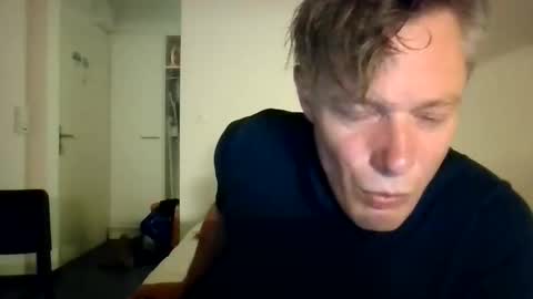 Snapshot of salsapaulus chatting on 04.29.26 salsapaulus online show from 04.29.26