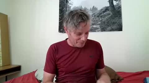 Snapshot of salsapaulus chatting on 06.03.26 salsapaulus online show from 06.03.26