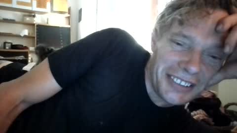 Snapshot of salsapaulus chatting on 06.18.26 salsapaulus online show from 06.18.26