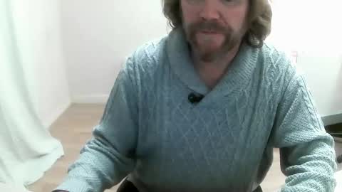 Saltimbanquier  Salt  ou  Banquier  online show from 12.10.24