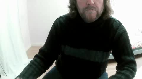 Saltimbanquier  Salt  ou  Banquier  online show from 03.10.25