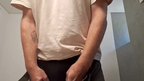 Snapshot of salvo077 chatting on 09.17.25 Salvo077 online show from 09.17.25