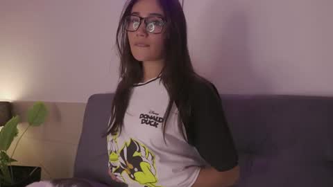 Snapshot of sam01___ chatting on 01.07.25 Stefana or Samchispas online show from 01.07.25