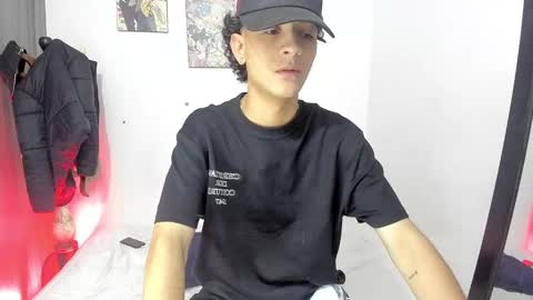 sam__cute online show from 12.31.24