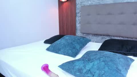 Sam Clark online show from 10.21.25