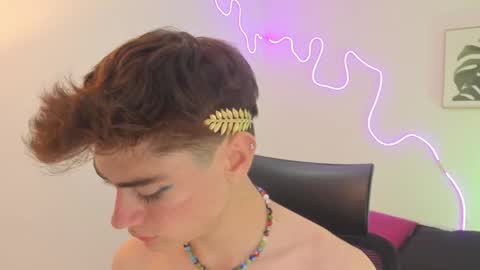 Sam Clark online show from 11.07.25