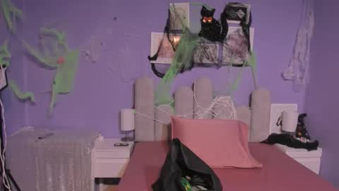 Sam online show from 10.30.25