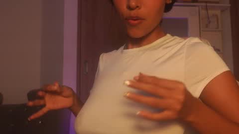 Samantha Roberts online show from 09.24.25