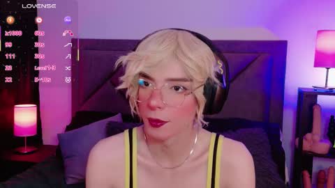 Snapshot of sam_russo chatting on 01.09.26 Sam online show from 01.09.26