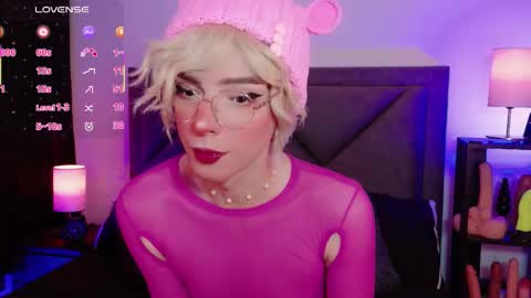 Snapshot of sam_russo chatting on 02.08.26 Sam online show from 02.08.26