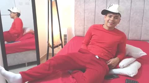 Snapshot of sam_tnt9 chatting on 02.25.26 sam_tnt9 online show from 02.25.26