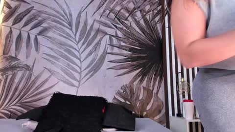 Samaantha  online show from 02.22.25