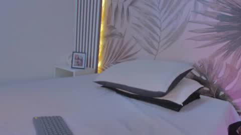 Samaantha  online show from 09.17.25