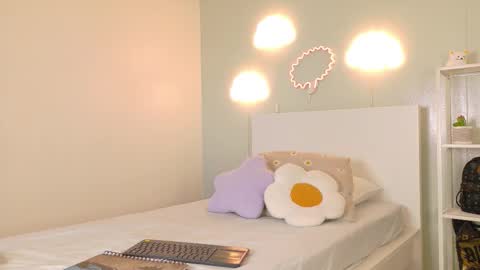   online show from 12.02.25