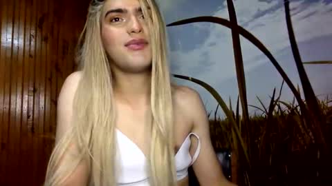Snapshot of samanta_loch chatting on 06.10.26 samanta loch online show from 06.10.26