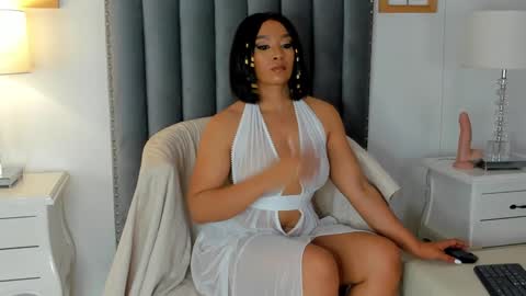Snapshot of samanta_william chatting on 01.31.25 samanta online show from 01.31.25