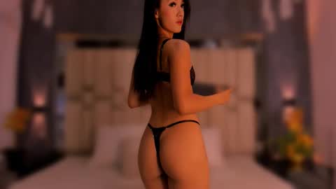 samantavazquez online show from 10.14.25