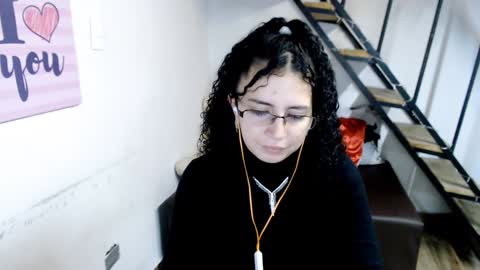 Snapshot of samantha2girl chatting on 01.26.25 samantha online show from 01.26.25