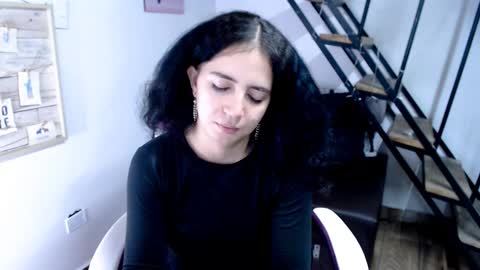 Snapshot of samantha2girl chatting on 10.02.25 samantha online show from 10.02.25
