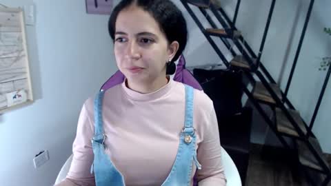 Snapshot of samantha2girl chatting on 11.11.25 samantha online show from 11.11.25