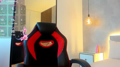 S A M A N T H A online show from 10.28.25