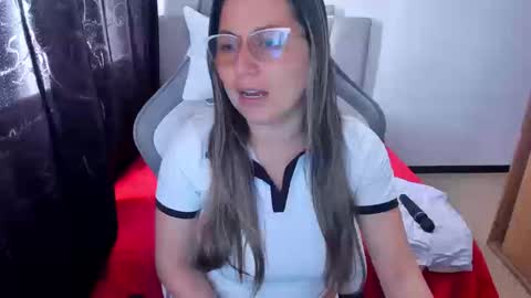 Snapshot of samantha__wilson chatting on 09.11.25 Samantha online show from 09.11.25
