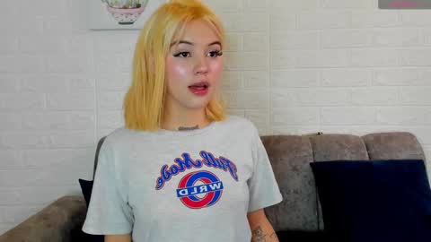 Snapshot of samantha_browwnn chatting on 01.24.25 samantha_browwnn online show from 01.24.25