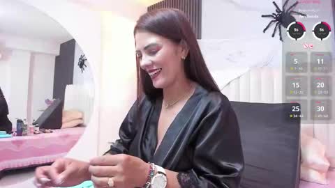 Samantha online show from 10.15.25