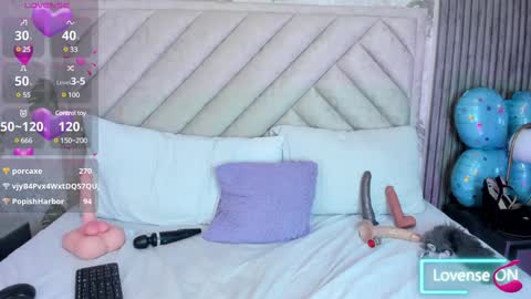 Snapshot of samantha_duque11 chatting on 01.07.25 Samantha online show from 01.07.25