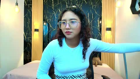    online show from 05.05.26