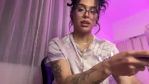Samantha Bernardo online show from 05.26.26