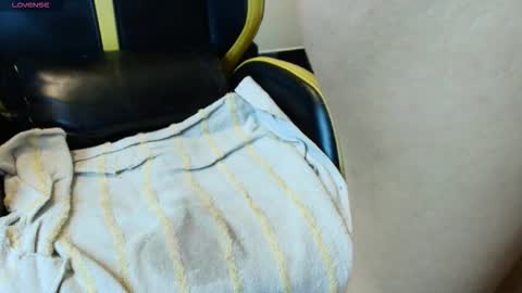 samanthahoteer96 online show from 10.17.25