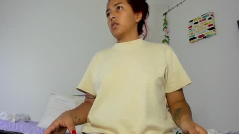 Snapshot of samanthajonson_ chatting on 01.14.25 samanthajonson online show from 01.14.25